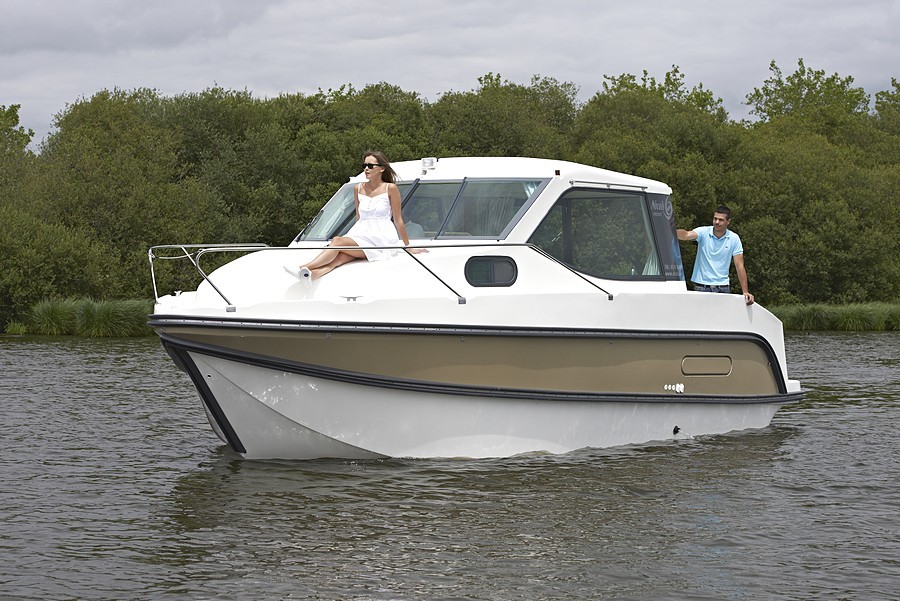 Bateau Cruiser Comfort 2-4 Pers